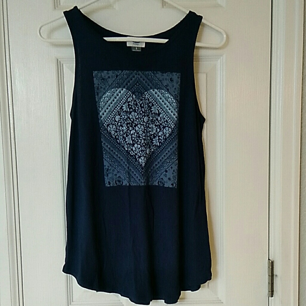 4/$20 Old Navy Blue Heart Tank